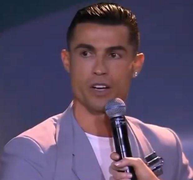 1735341898554007412.jpg 开炮.jpg